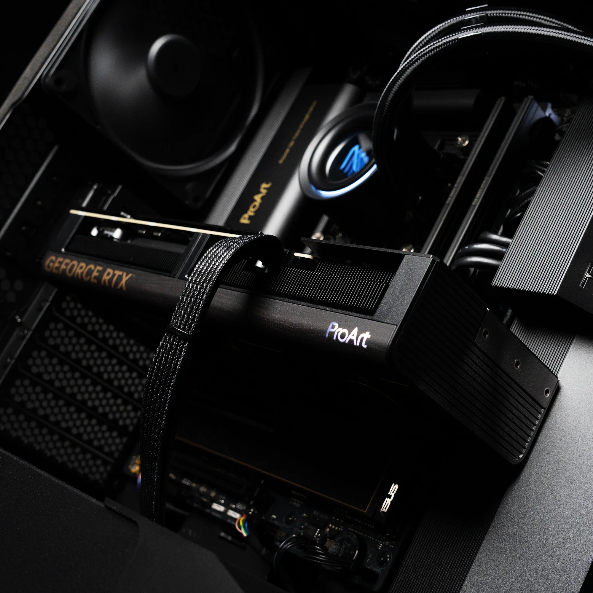 PROART CREATOR MAX ULTRA 9 285k | RTX 5080 | 96GB RAM - Image 4