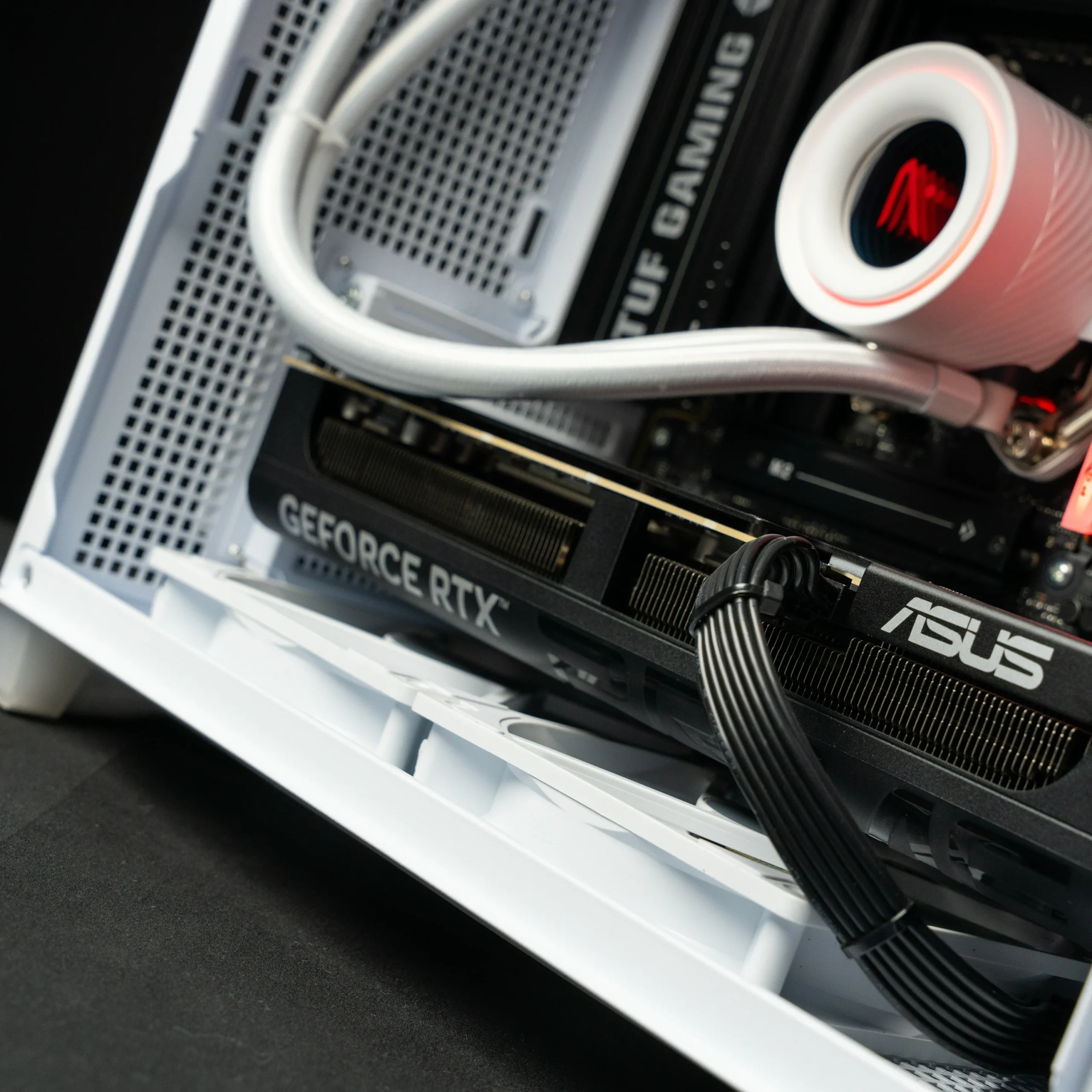 AETHER : LVL 10 MAX R9 9950X3D | RTX 5090 | 64GB RAM - Image 3